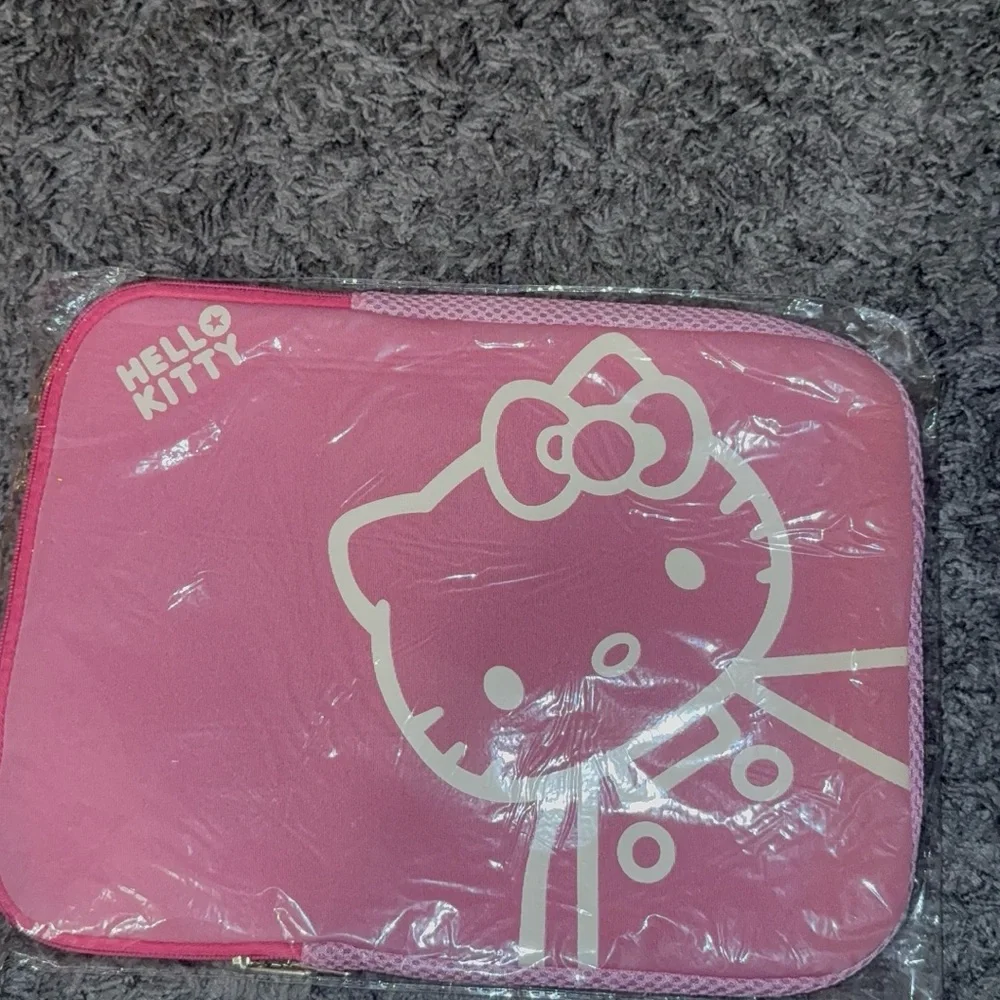 12 in Hello Kitty Pink Tablet / laptop holder